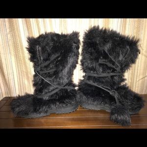 Colin Stuart black furry boots